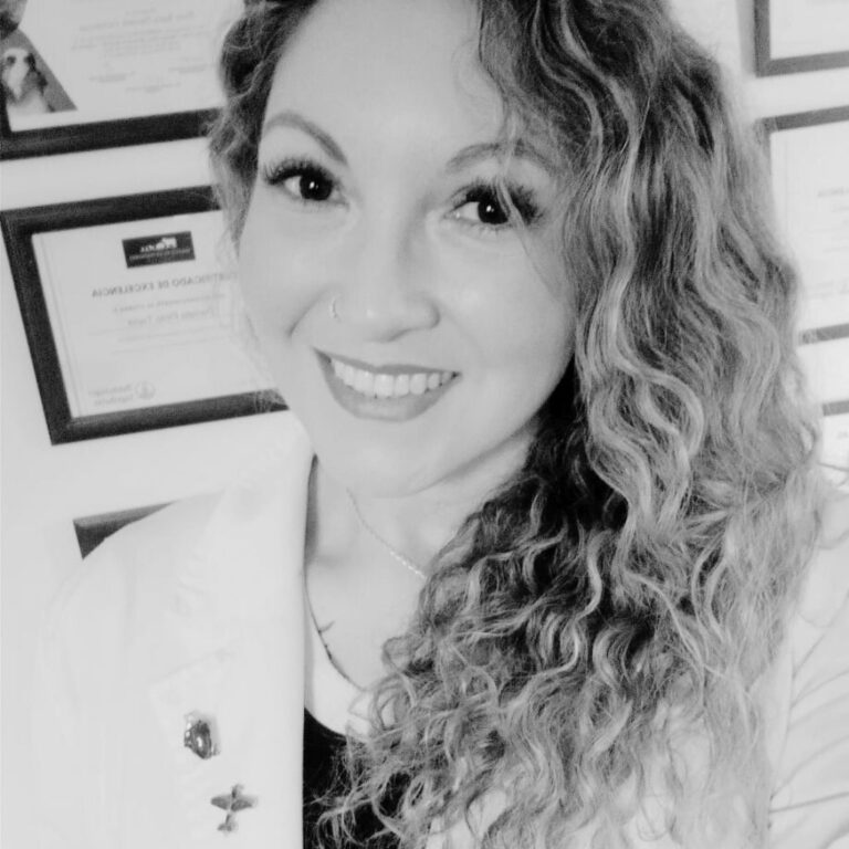 Dra. Daniela Pinto - Especialista en Geriatría